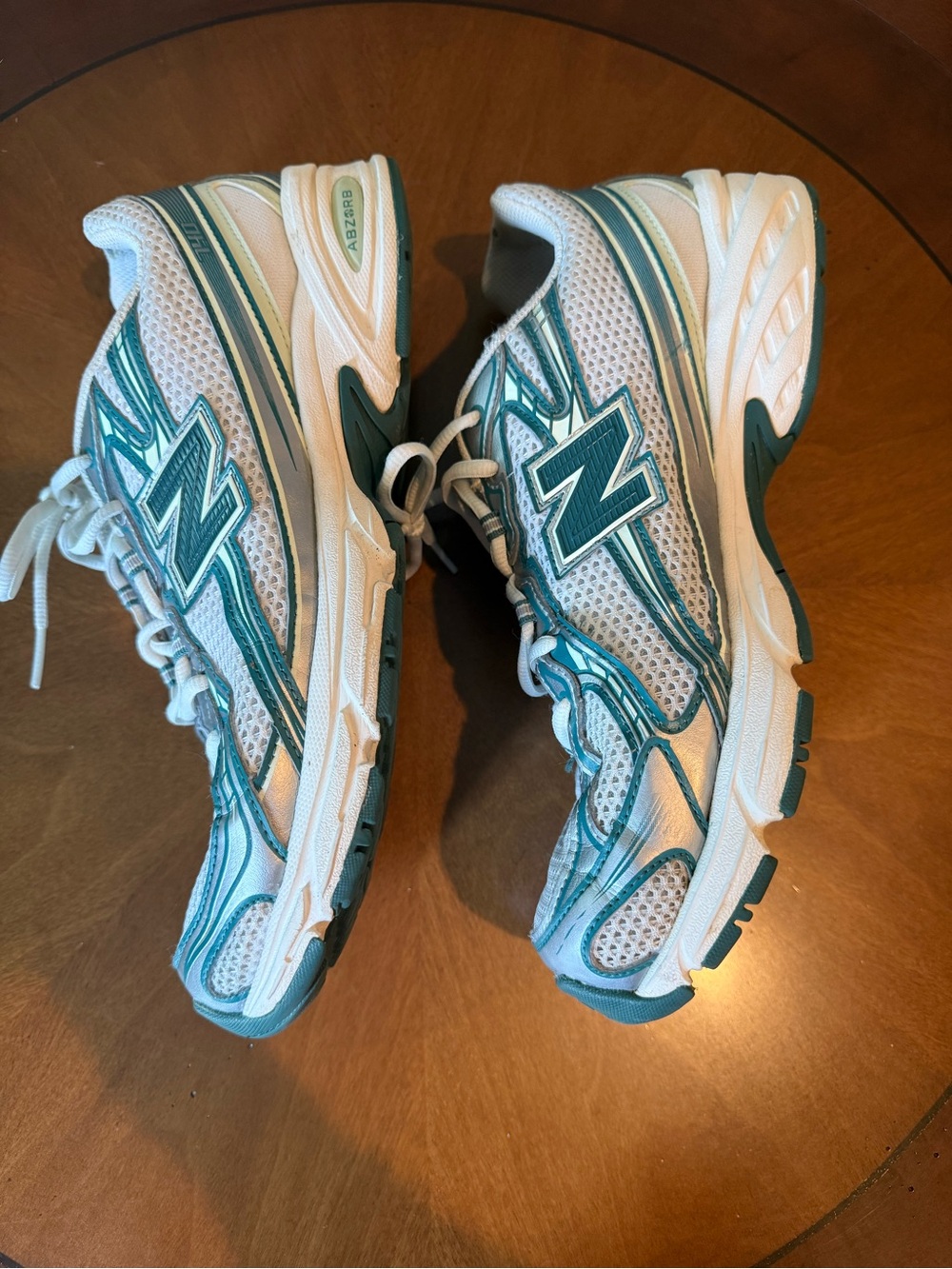 Men’s 11 New Balance 740 Sneakers